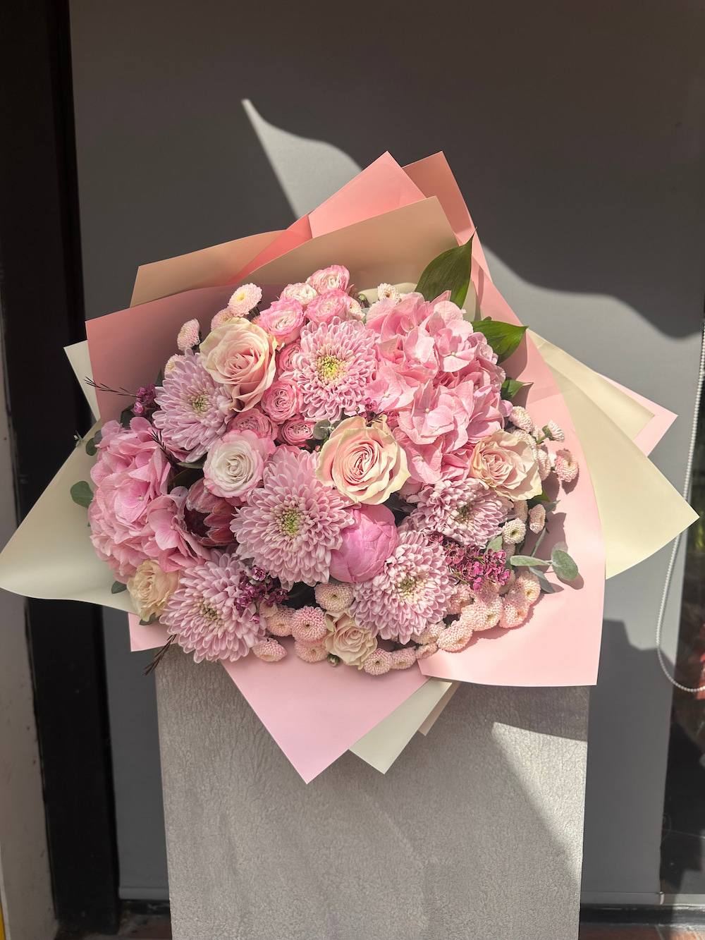 Serenity Pink Buket