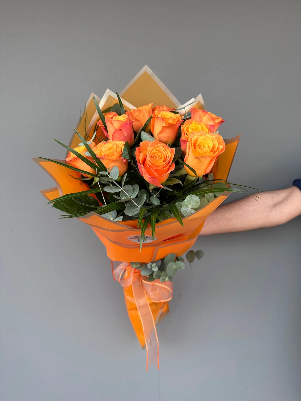Confi 11 Adet Turuncu Gül Buketi